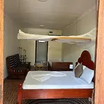 Zanzllywood Uroa Beach Apartments